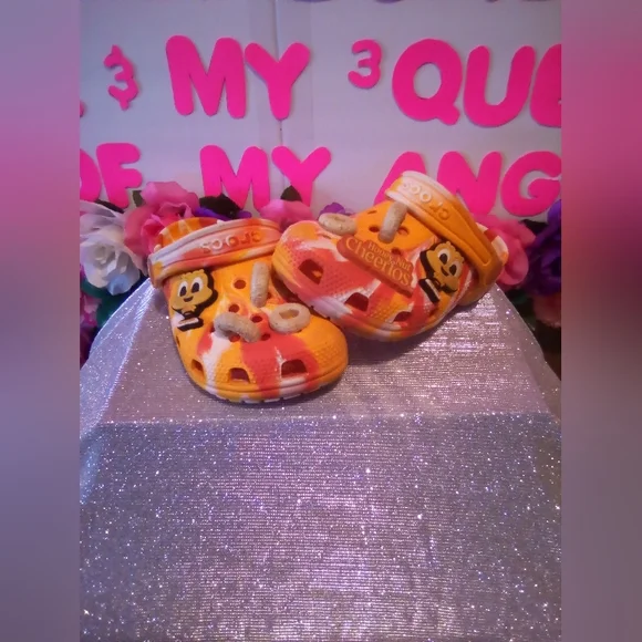 #211👉🏼Toddler Honey🍯 Nut🥜 Cheerios CROCS - Picture 2 of 5